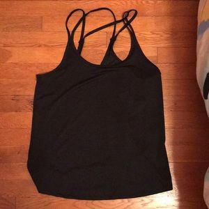 Old Navy Black Activewear top - NWT - Size L